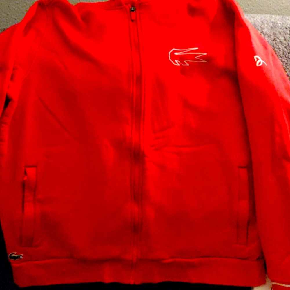 XL, NOVAKDJOKOVIC (not a clue what that means) Lacoste hoodie